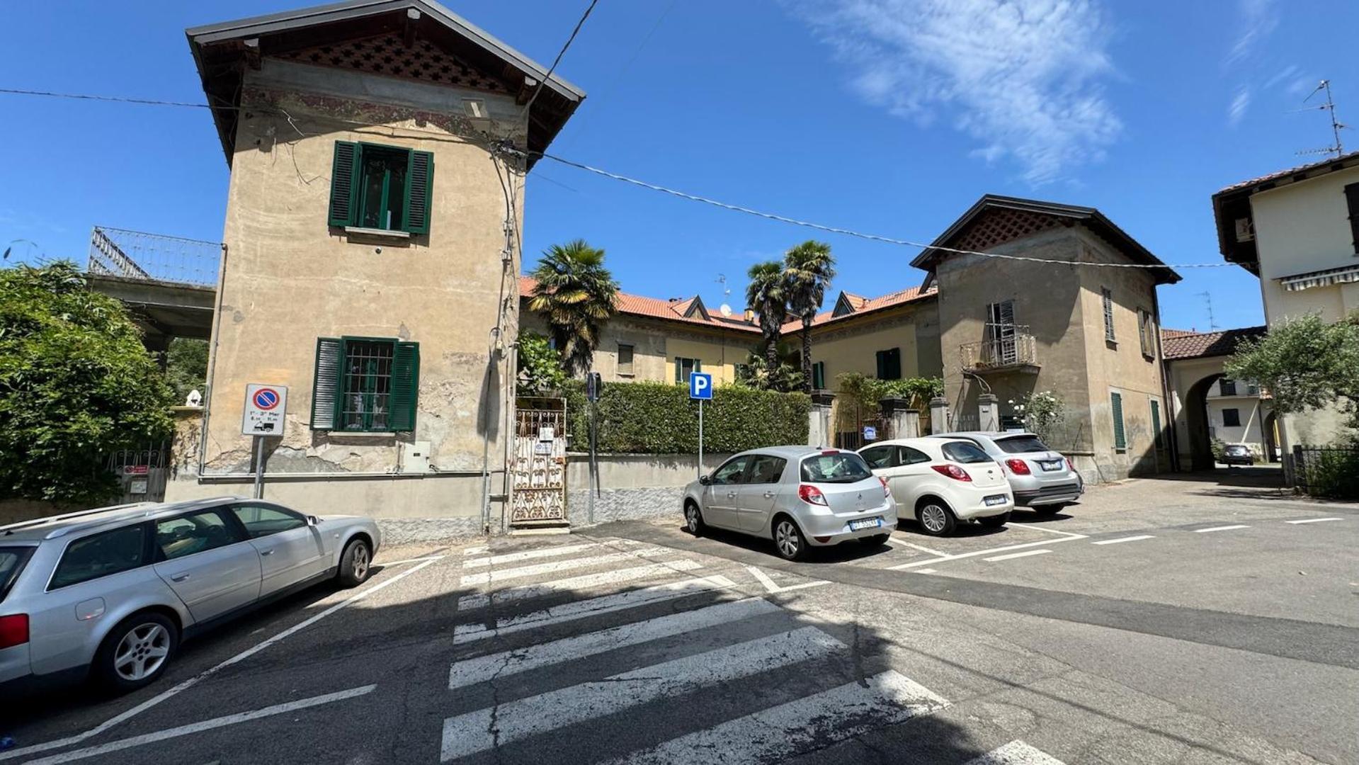Curt Da Beta - Casa Vacanze Con Giardino, In Corte Del XVIII Secolo Malnate Extérieur photo